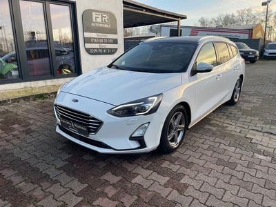 Weiß Gebraucht 2018 Ford Focus Titanium Kombi | 8.999 € (Fairer Preis)