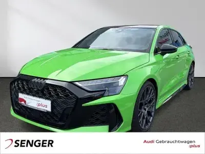 Gebraucht Audi RS3 Sportback Ambiente 400 PS (294 kW) 2025 Kyalamigrün Kleinwagen