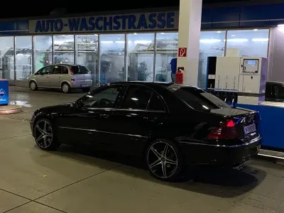 Gebraucht Mercedes C180 Avantgarde 143 PS (105 kW) 2006 Schwarz Limousine