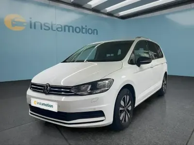 Gebraucht VW Touran 150 PS (110 kW) 2025 Weiß Van / Kleinbus