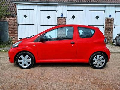 Usata Toyota Aygo 2009 Rosso Utilitaria