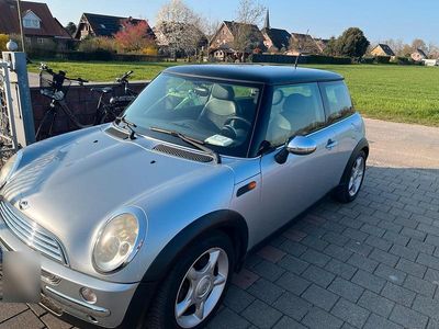 Usado Mini Cooper 116 HP (85 kW) 2003 Prateado Citadino