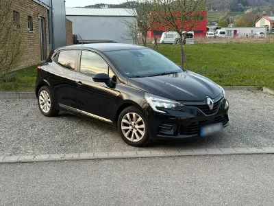 Gebraucht Renault Clio V 101 PS (74 kW) 2020 Schwarz Kleinwagen