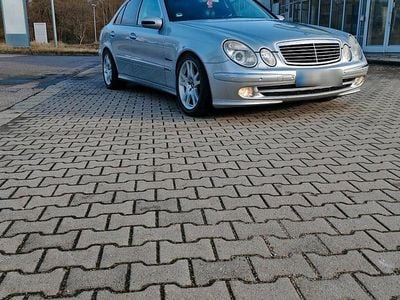 Gebraucht Mercedes E500 306 PS (225 kW) 2003 Silber Limousine