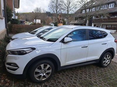 gebraucht Hyundai Tucson 2.0 CRDi 4WD Automatik Premium