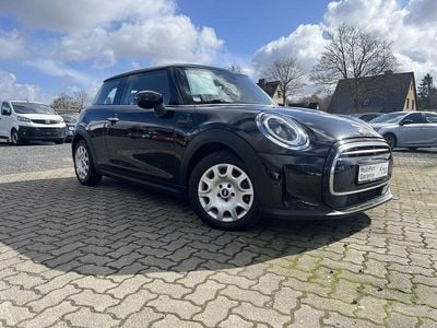 Gebraucht Mini ONE Essential 102 PS (75 kW) 2022 Schwarz Kleinwagen