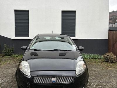 Gebraucht Fiat Grande Punto 65 PS (47 kW) 2006 Schwarz Kleinwagen