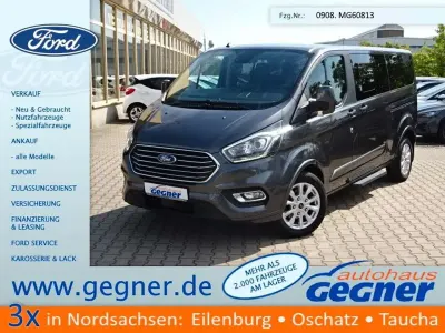 Gebraucht Ford Tourneo Titanium 185 PS (136 kW) 2021 Magnetic Van / Kleinbus