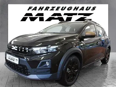 Neu Dacia Sandero Extreme 110 PS (80 kW) 2026 Grau Limousine