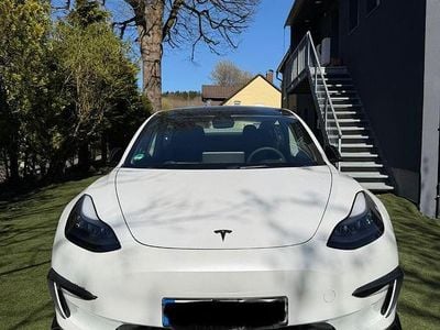 Gebraucht Tesla Model 3 Long Range RWD 208 kW (283 PS) 2023 Weiß Limousine