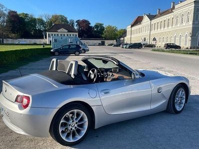 Second-hand BMW Z4 Sport Line 170 CP (125 kW) 2005 Argintiu Cabrio