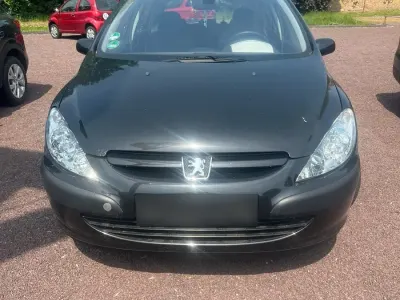 Gebraucht Peugeot 307 109 PS (80 kW) 2003 Schwarz Kleinwagen
