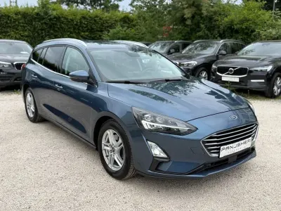 Gebraucht Ford Focus Cool & Connect 150 PS (110 kW) 2020 Blau Limousine