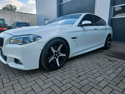 Gebraucht BMW 535 M Sport 313 PS (230 kW) 2015 Weiß Limousine