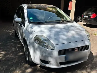 Gebraucht Fiat Punto 77 PS (56 kW) 2009 Andere farben Kleinwagen