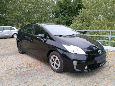 Gebraucht Toyota Prius 122 PS (89 kW) 2013 Schwarz Limousine