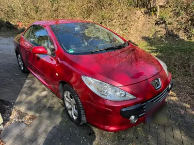 Gebraucht Peugeot 307 CC 140 PS (102 kW) 2007 Rot Cabrio
