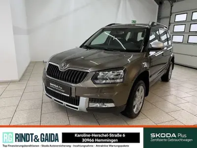 Gebraucht Skoda Yeti Outdoor Active 105 PS (77 kW) 2014 Matobraun metallic SUV