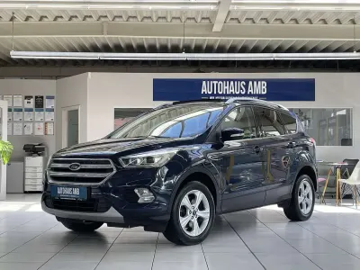 Gebraucht Ford Kuga Titanium 179 PS (131 kW) 2017 Blazerblau SUV