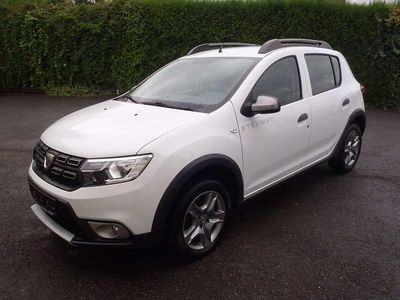 Gebraucht Dacia Sandero Essentiel 90 PS (66 kW) 2018 Weiß Kleinwagen