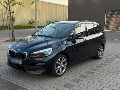 Gebraucht BMW 220 Gran Tourer 190 PS (139 kW) 2019 Blau Van / Kleinbus