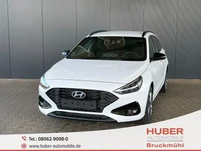 Neu Hyundai i30 Comfort 101 PS (74 kW) 2025 Atlas white Kombi