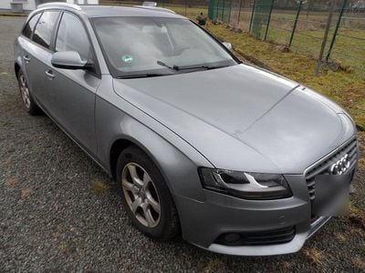 Gebraucht Audi A4 143 PS (105 kW) 2010 Silber Kleinwagen