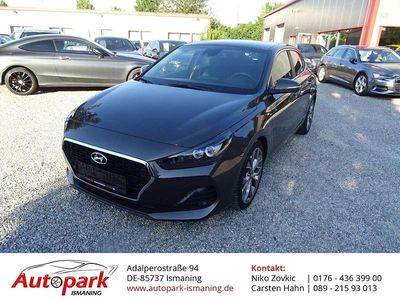 Gebraucht Hyundai i30 Style 140 PS (102 kW) 2017 Braun Limousine