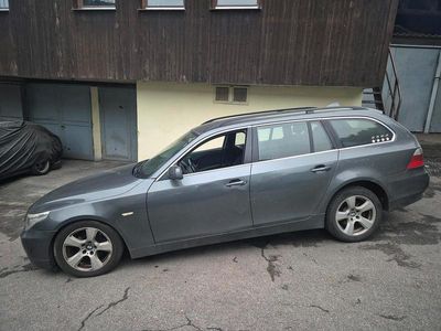 BMW 525
