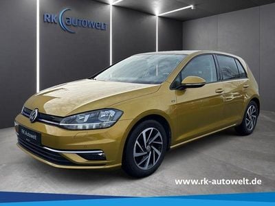 Gebraucht VW Golf VII Join 131 PS (96 kW) 2018 Gelb Limousine