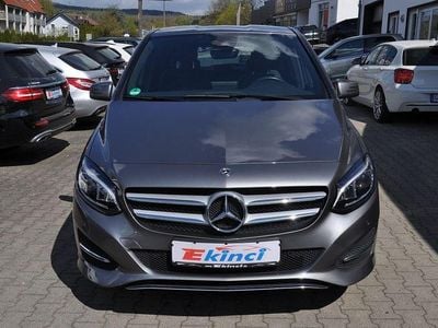 Usata Mercedes B200 136 CV (100 kW) 2018 Grigio Monovolume