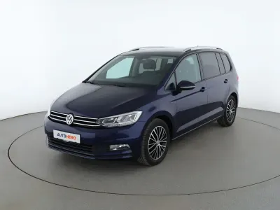 Gebraucht VW Touran Comfortline 150 PS (110 kW) 2017 Blau Van / Kleinbus