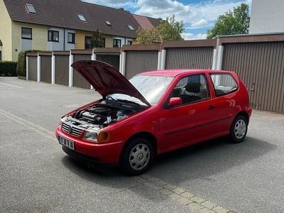 Gebraucht VW Polo 50 PS (36 kW) 1996 Rot Kleinwagen