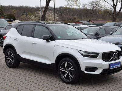 Second-hand Volvo XC40 R-Design 197 CP (144 kW) 2022 Alb SUV