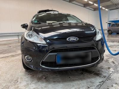 Gebraucht Ford Fiesta 96 PS (70 kW) 2011 Schwarz Kleinwagen