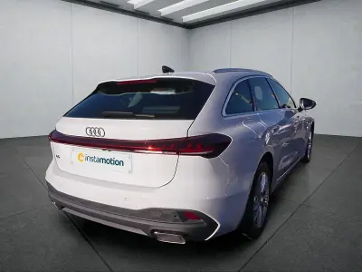 Gebraucht Audi A5 204 PS (150 kW) 2025 Weiß Kombi