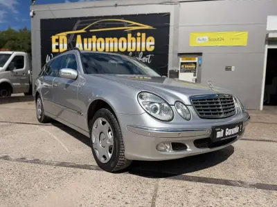 Gebraucht Mercedes E240 177 PS (130 kW) 2005 Schwarz Kombi