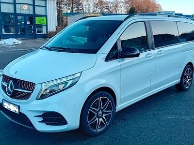 Weiß Gebraucht 2022 Mercedes V300 Exclusive Van / Kleinbus | 64.500 € (Fairer Preis)