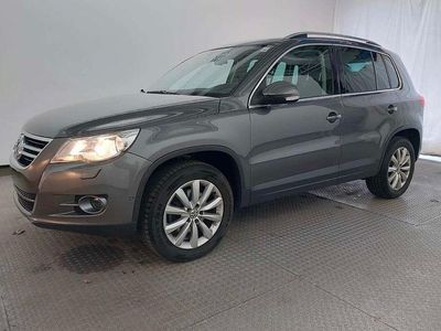 Gebraucht VW Tiguan Team 140 PS (102 kW) 2010 Grau SUV