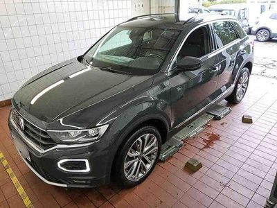 Second-hand VW T-Roc Active 110 CP (80 kW) 2021 Gri SUV