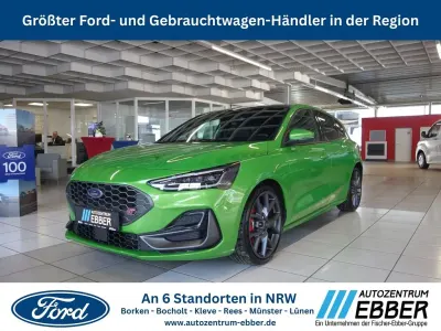 Używany Ford Focus ST 280 KM (205 kW) 2024 Zielony Sedan/Limuzyna