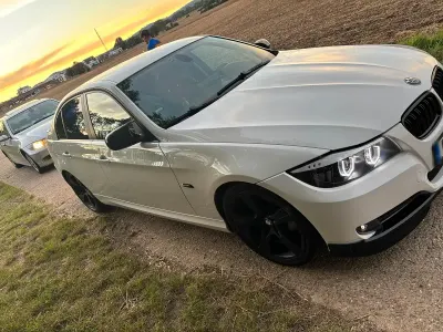 Gebraucht BMW 320 170 PS (125 kW) 2009 Weiß Limousine