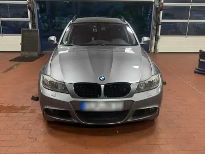 Gebraucht BMW 320 M Sport 177 PS (130 kW) 2009 Grau Kombi
