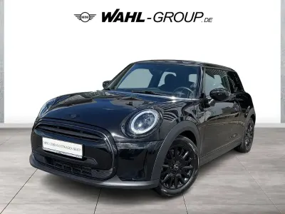 Gebraucht Mini ONE Hatch 102 PS (75 kW) 2022 Schwarz Kleinwagen