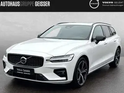Gebraucht Volvo V60 Plus 197 PS (144 kW) 2025 Weiß Kombi
