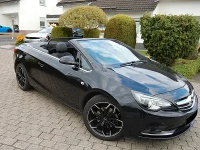 Gebraucht Opel Cascada Innovation 140 PS (102 kW) 2016 Schwarz Cabrio