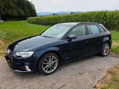 Gebraucht Audi A3 110 PS (80 kW) 2018 Blau Limousine