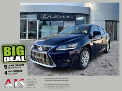 Lexus CT200h