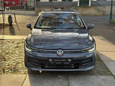 Gebraucht VW Golf VIII 116 PS (85 kW) 2024 Grau Limousine