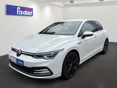 Gebraucht VW Golf VIII Style 190 PS (139 kW) 2022 Oryxweiß perlmutteffekt Limousine